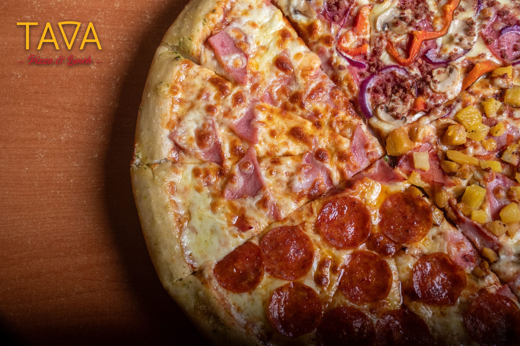 Pizza recién servida
